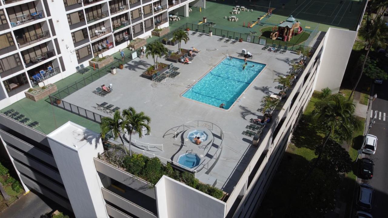 Aloha Getaway, Ocean View Near Waikiki With Free Parking Apartment *