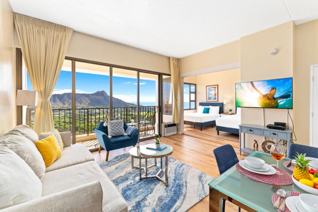 Apartment Upscale Penthouse With Ocean Views & Free Parking! Honolulu