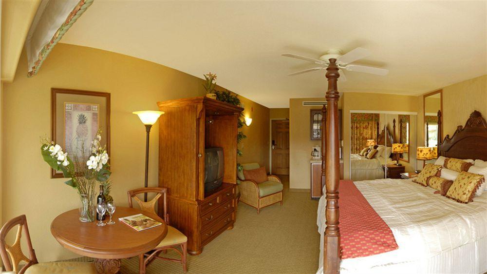 Kauai Coast At The Beach Boy Resort 4*