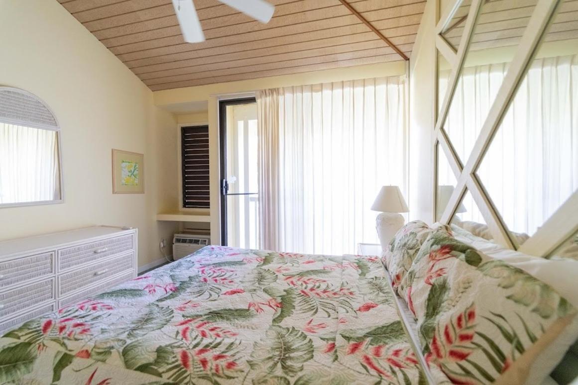 Turtle Bay Sea Breezenuc 90-tvu-0498