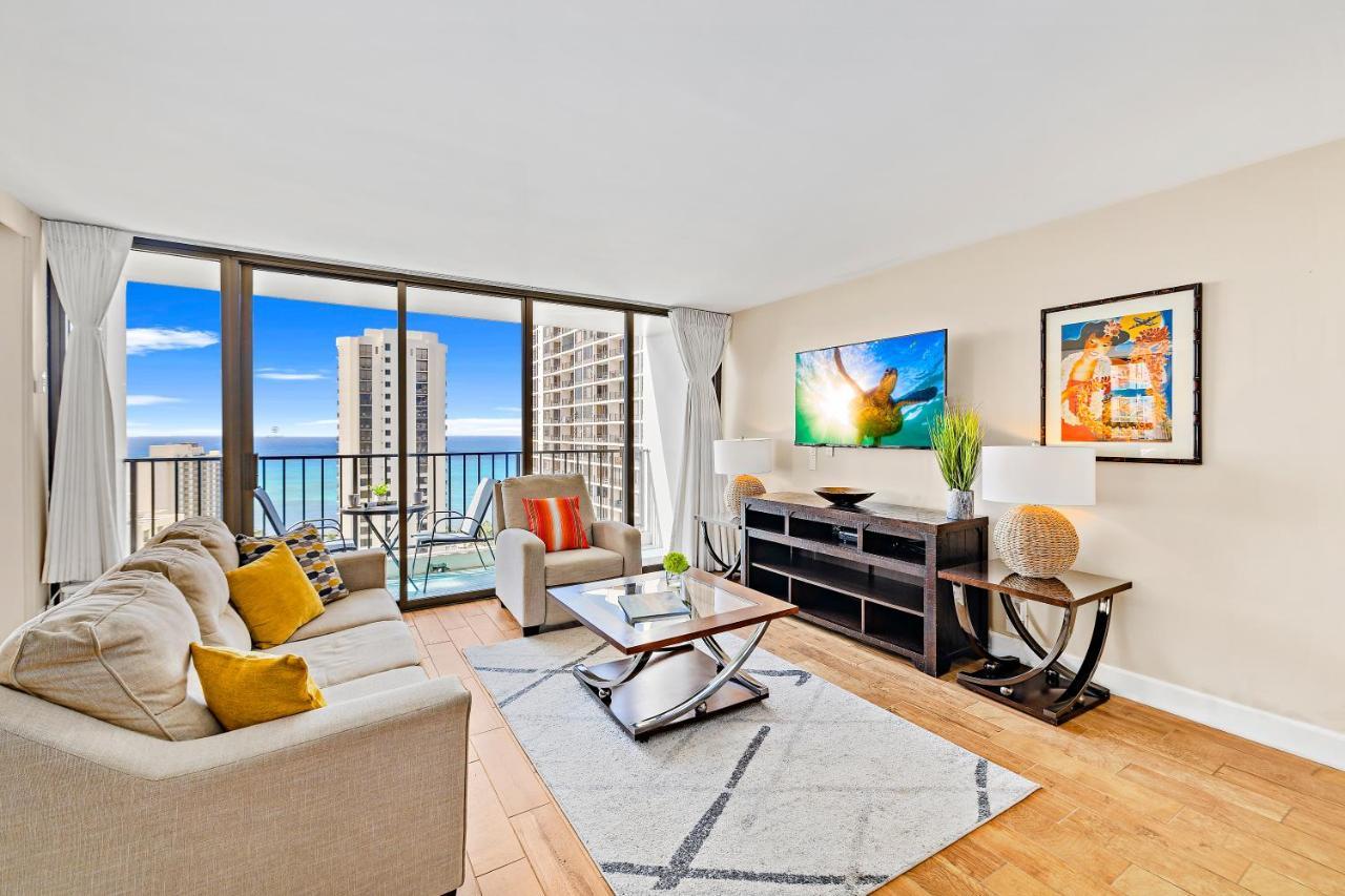Apartment Waikiki Banyan 1br With Great Ocean Views, Steps To & Parking!