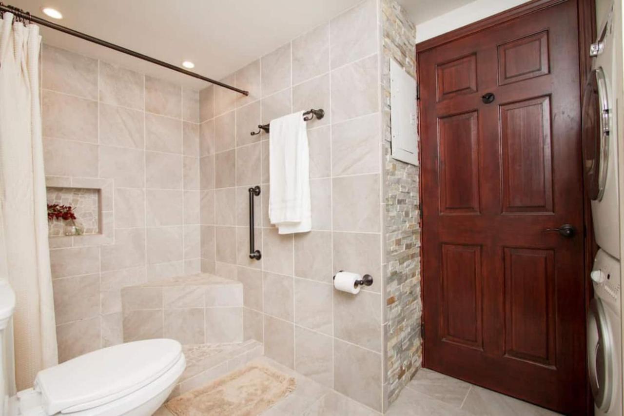 Aloha Vacations Aparthotel 4*