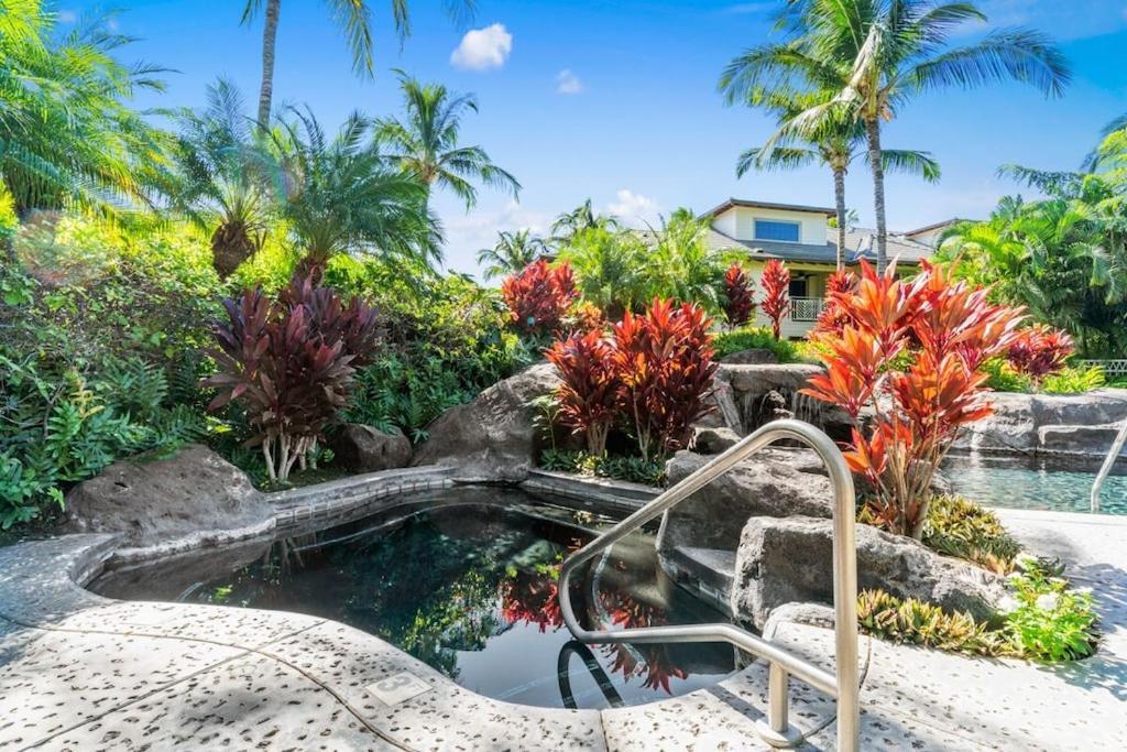 Mauna Lani Palm D-2 Corner Unit Historic View
