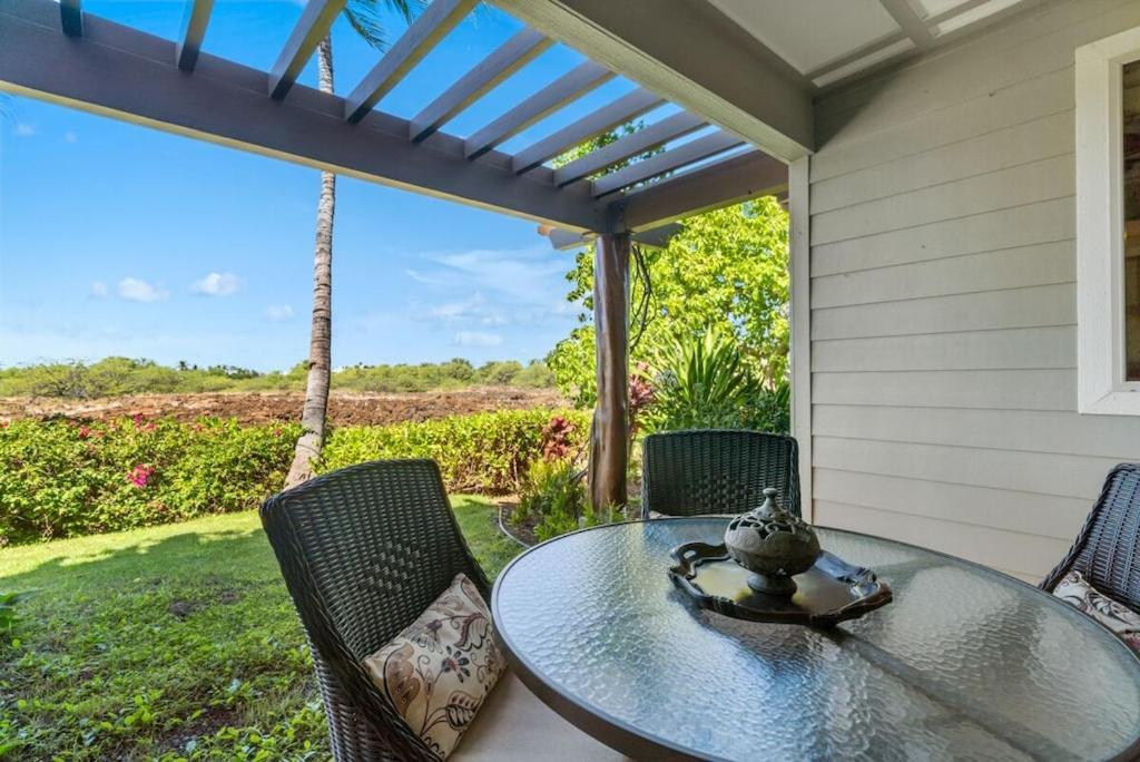 Mauna Lani Palm D-2 Corner Unit Historic View Holiday home *