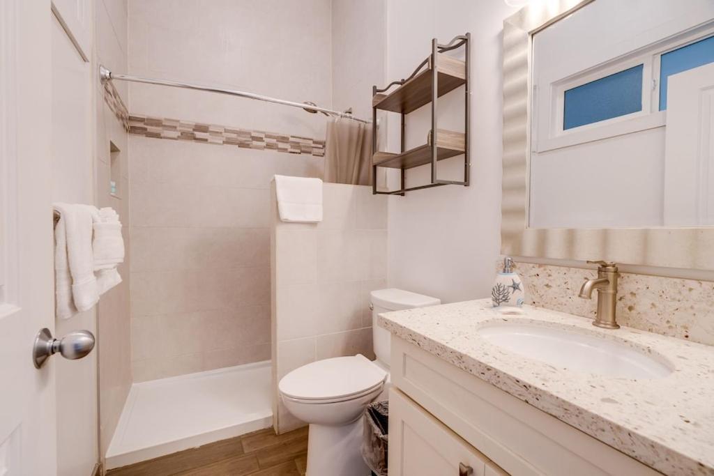 Unit 2 Maui Ohana Modern Wailuku