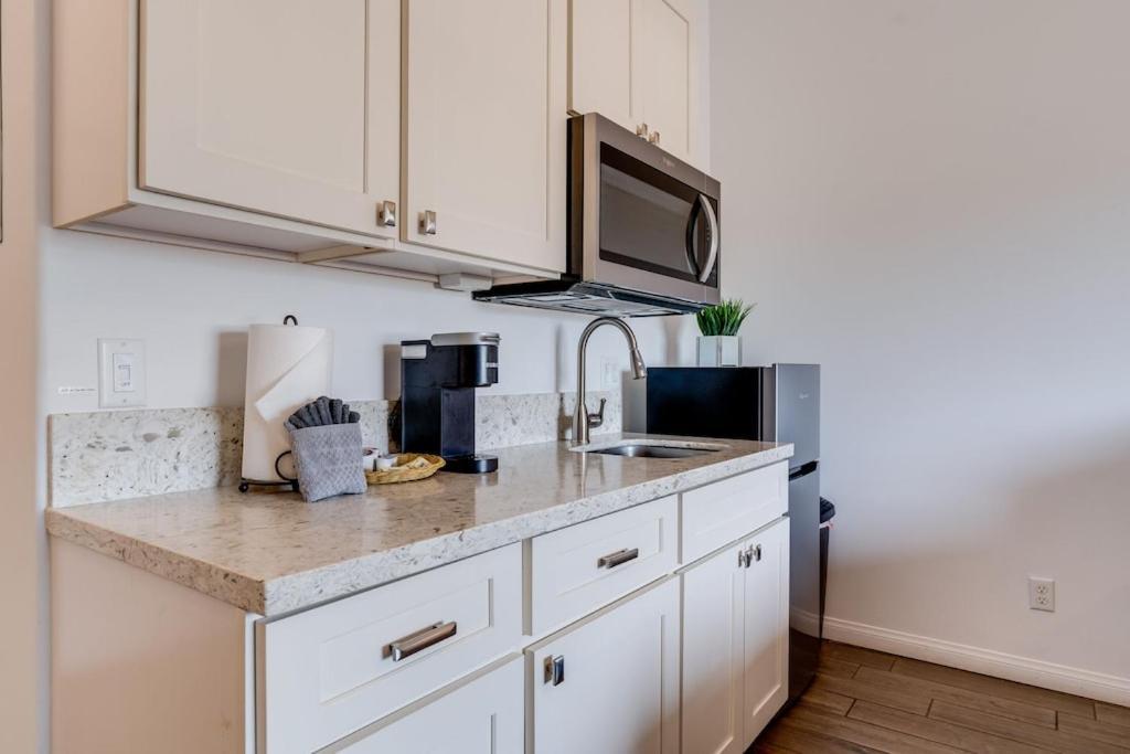 Unit 2 Maui Ohana Modern Wailuku