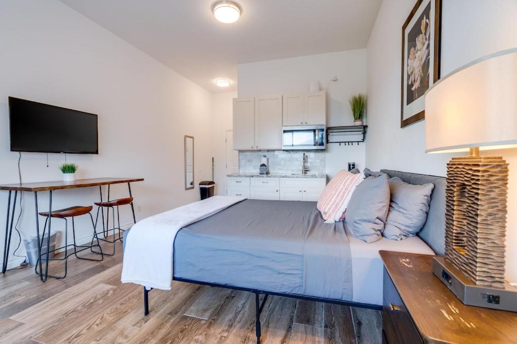 Unit 12 Maui Ohana Modern Wailuku