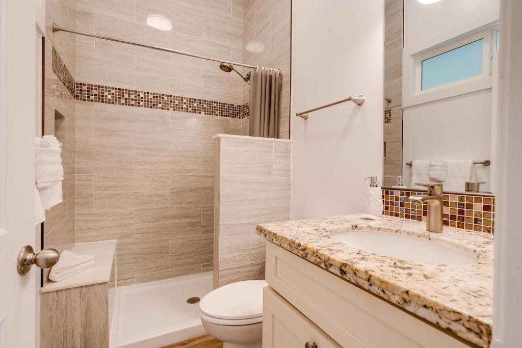 Unit 12 Maui Ohana Modern * Wailuku