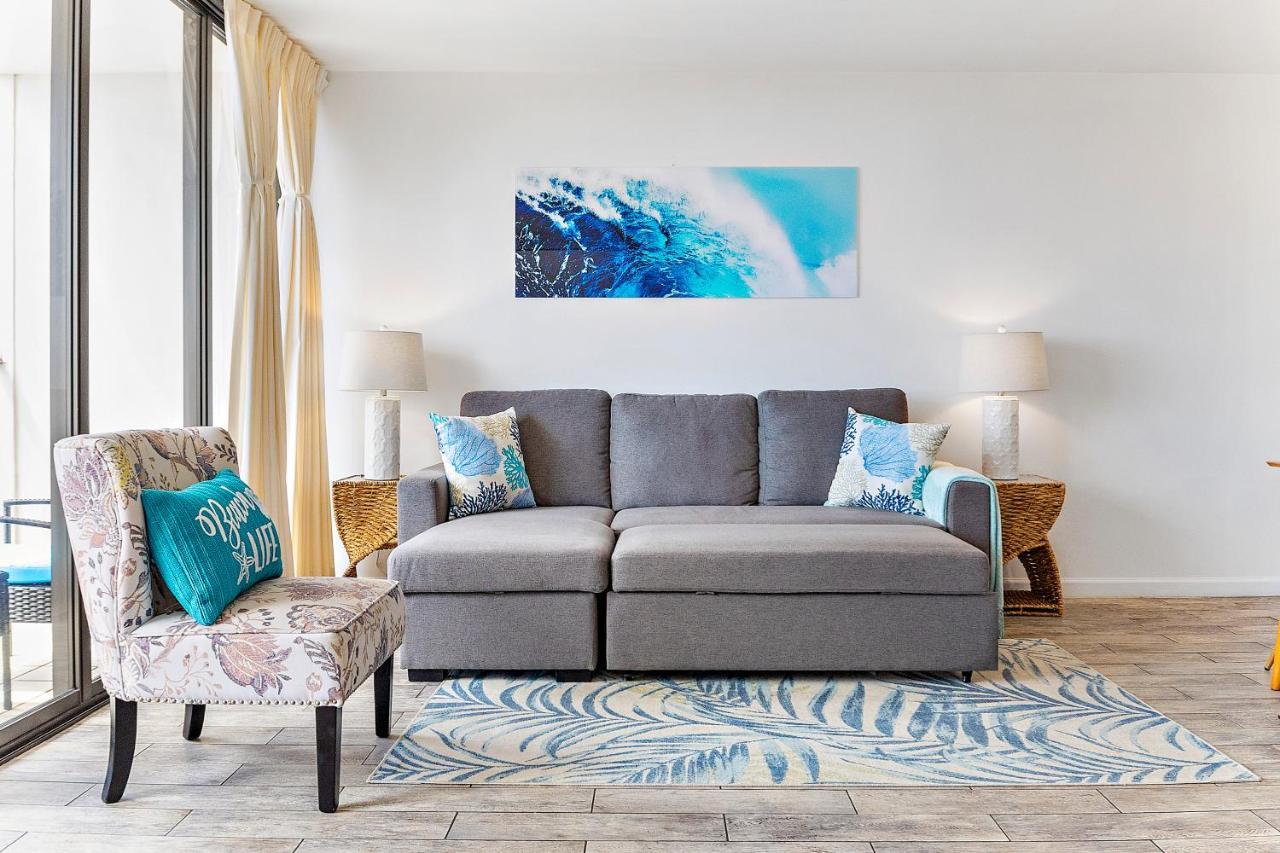 1br With Great Ocean Views, 1 Block To Waikiki Apartment *