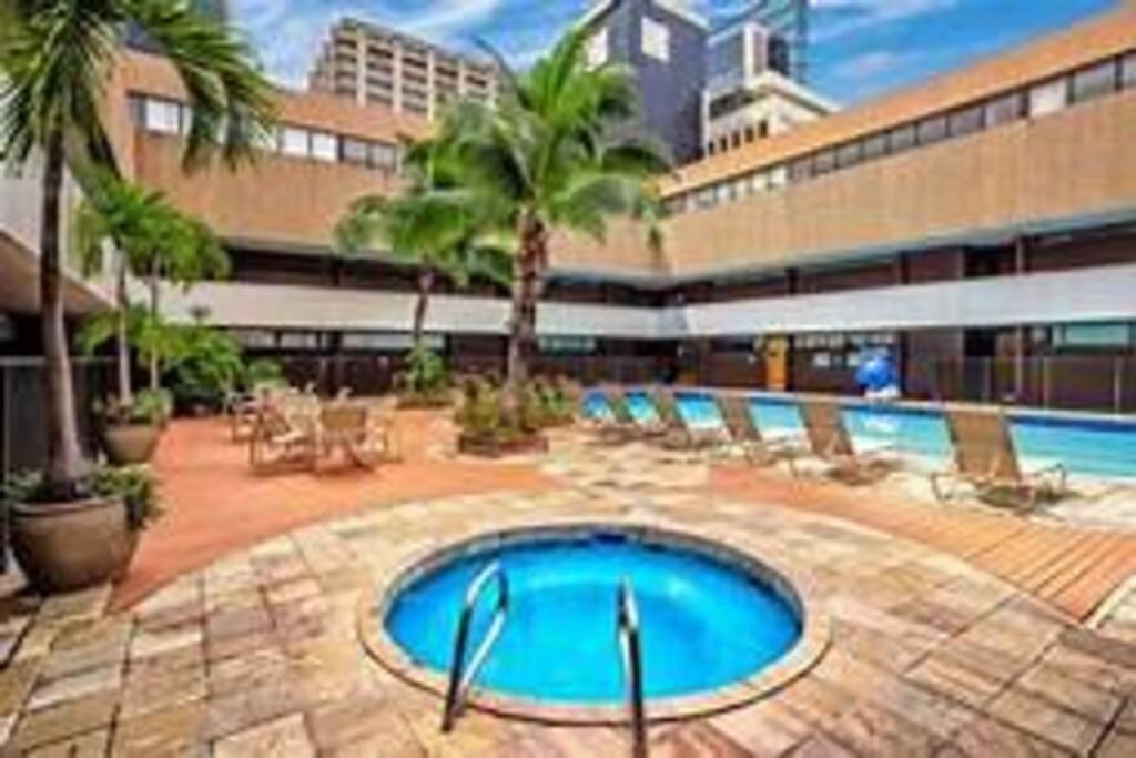Condotel With Free Parking Wifi Ac Apartment Honolulu
