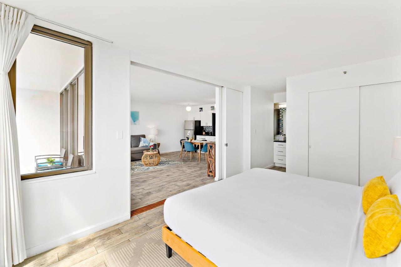 Apartment 1br With Great Ocean Views, 1 Block To Waikiki