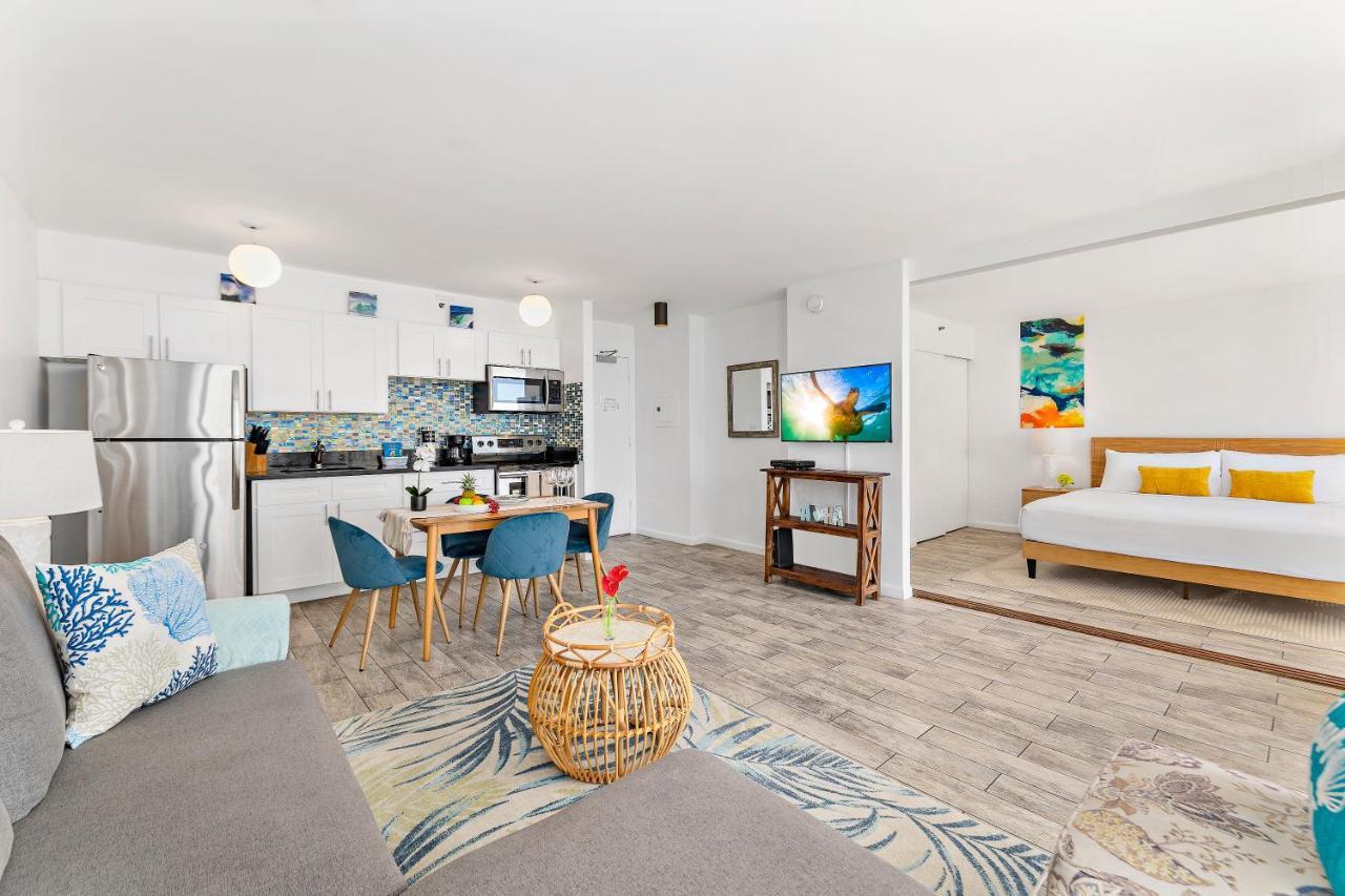 1br With Great Ocean Views, 1 Block To Waikiki Apartment