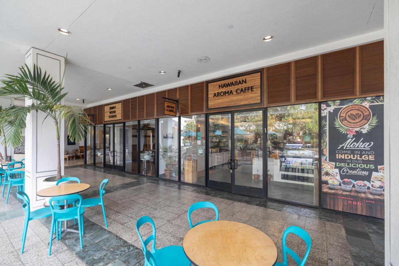 Beautiful Ocean Views At Ilikai Honolulu