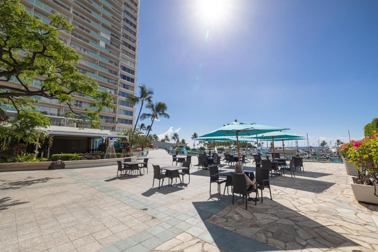 Apartment Beautiful Ocean Views At Ilikai *