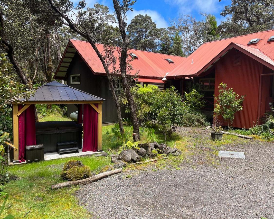 Bed & Breakfast Volcano Village Estates