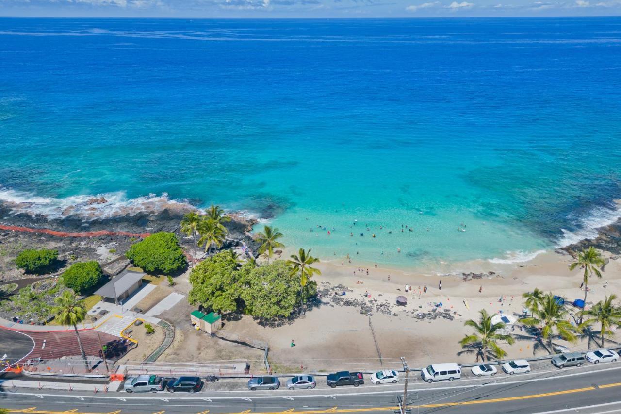 Family Getaway - Lava Room At Magic Sands Beach Apartment Kailua-Kona