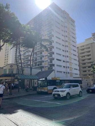 Waikiki 2 Bedrooms 2 Bathrooms With 1 Free Parking Space Apartment