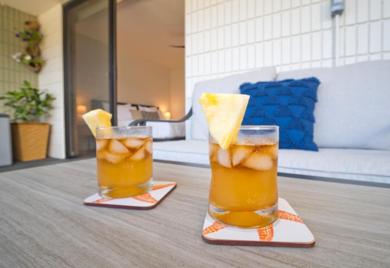 Family Getaway - Lava Room At Magic Sands Beach * Kailua-Kona