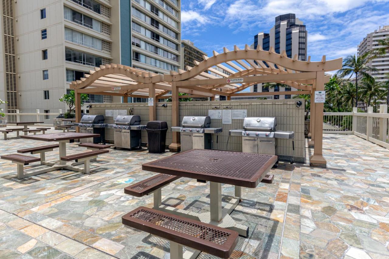 Beautifully Upgraded Studio Close To Waikiki Beach Apartment Honolulu
