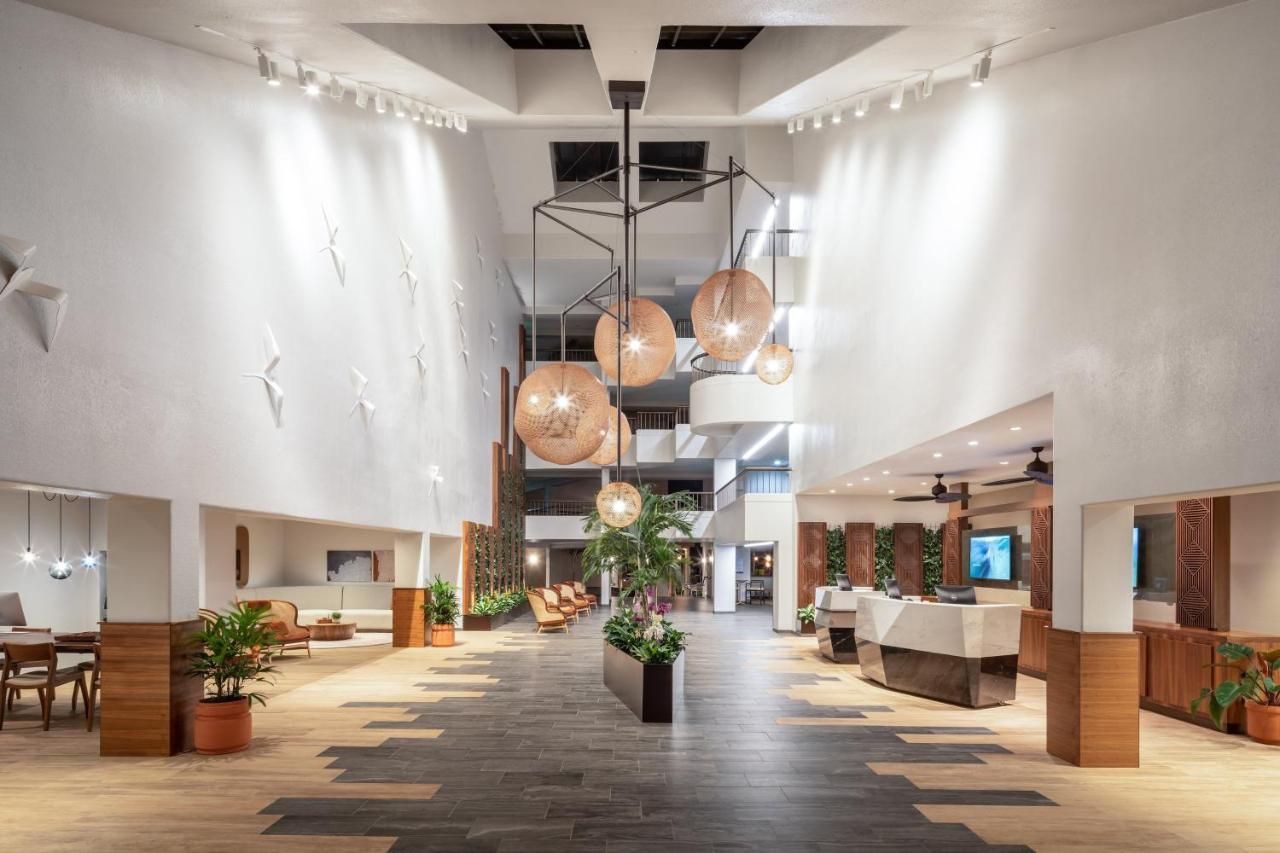 Sheraton Coconut Hotel 4*