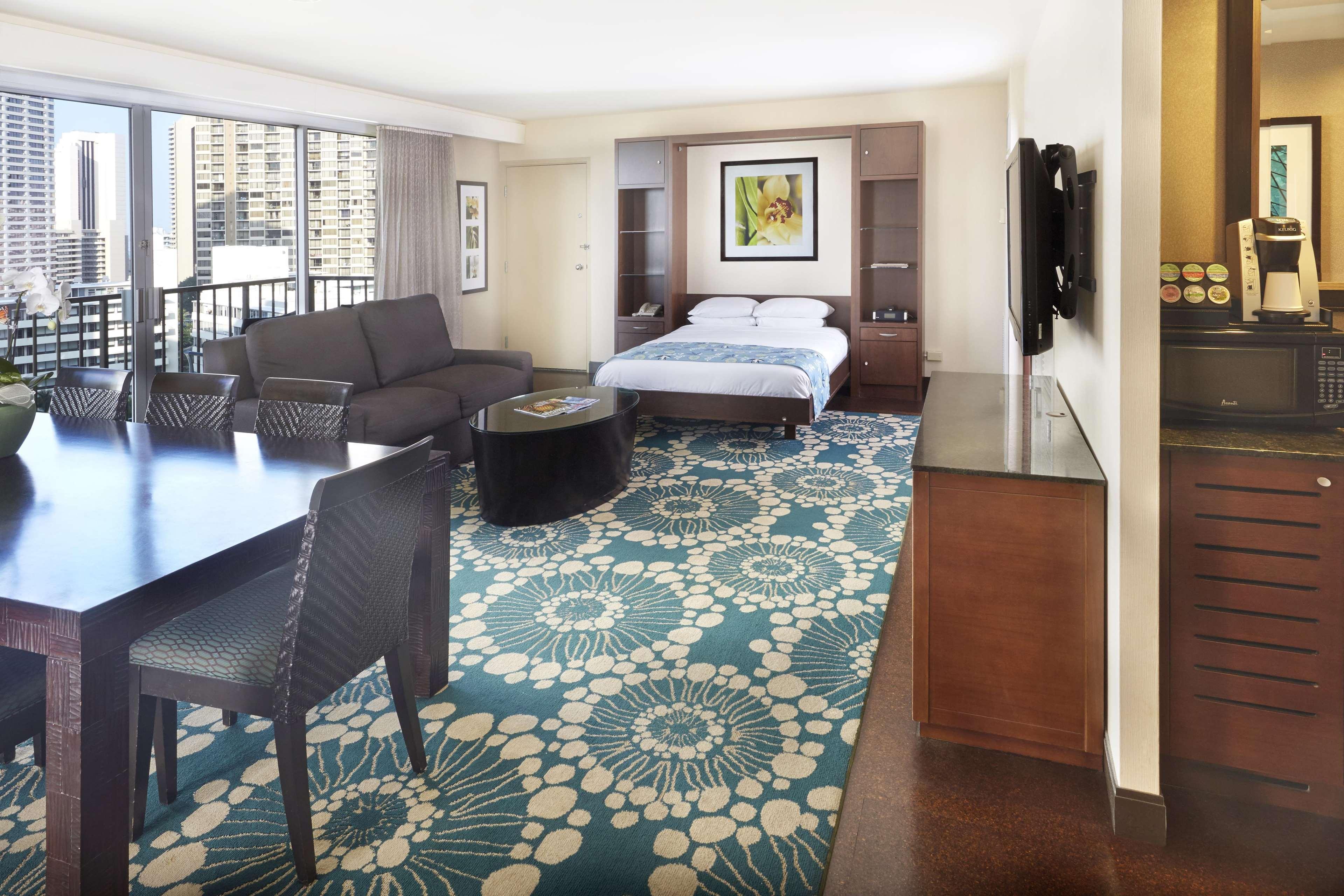Holiday Express Waikiki By Ihg