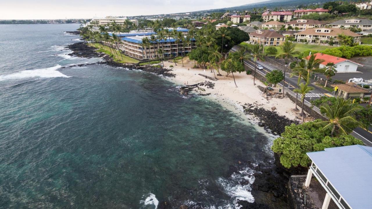 Sea Village With Unobstructed Ocean Views And Oceanside Pool Apartment *