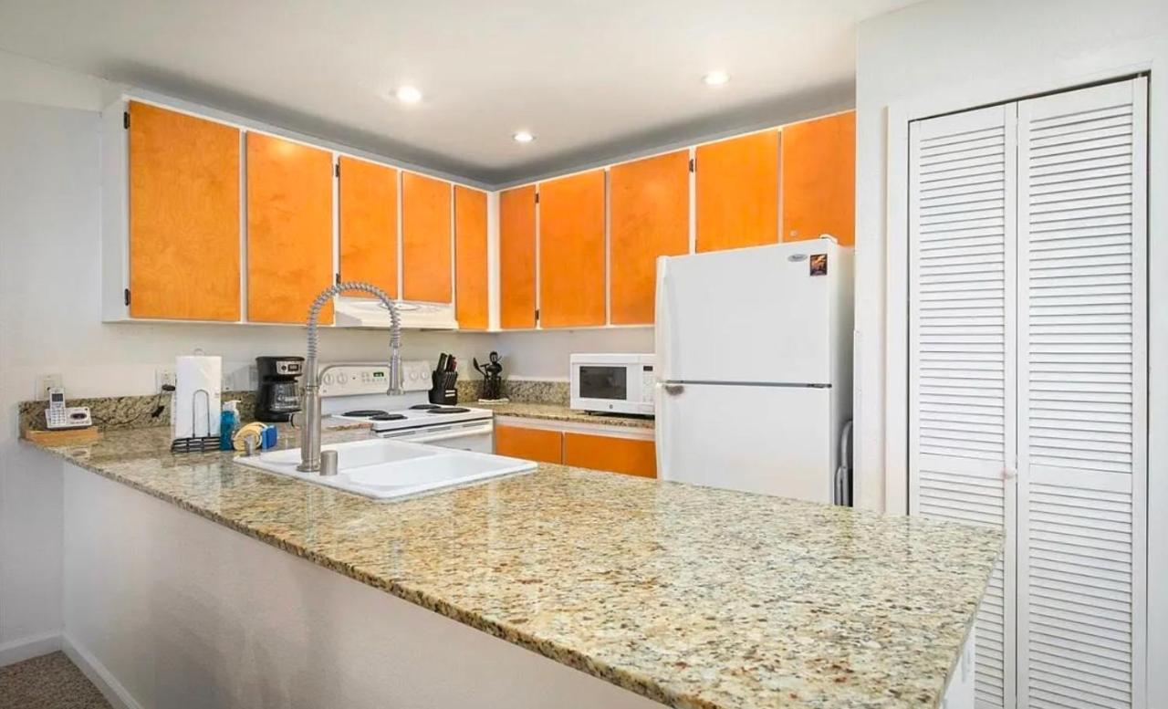 Apartment Sea Village With Unobstructed Ocean Views And Oceanside Pool