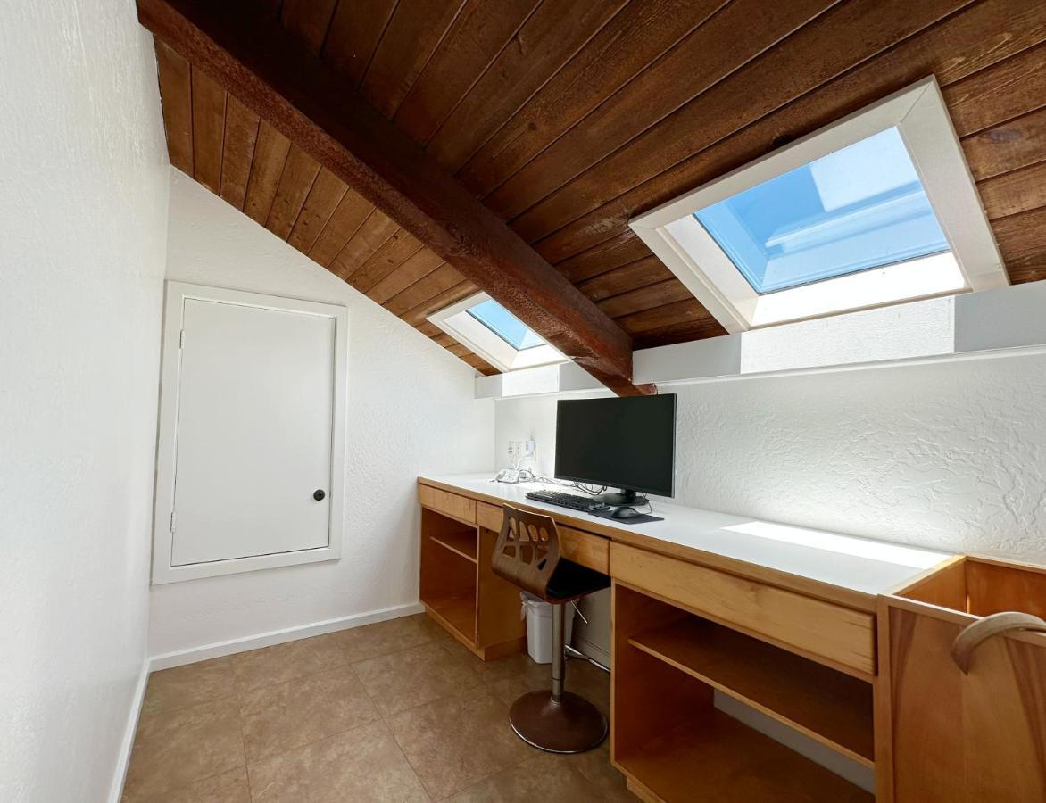 Holiday home Coral Hale 5br 3ba Luxury Home, Ac, Hot Tub And Stunning Views
