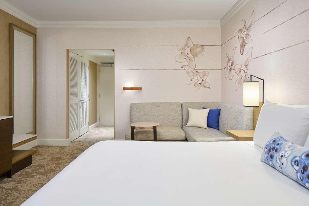 Waikiki 4*