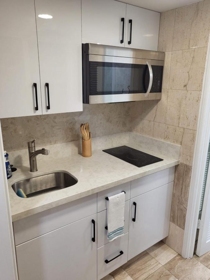 Apartment 21st Floor Renovated With 2 Queen Beds Honolulu