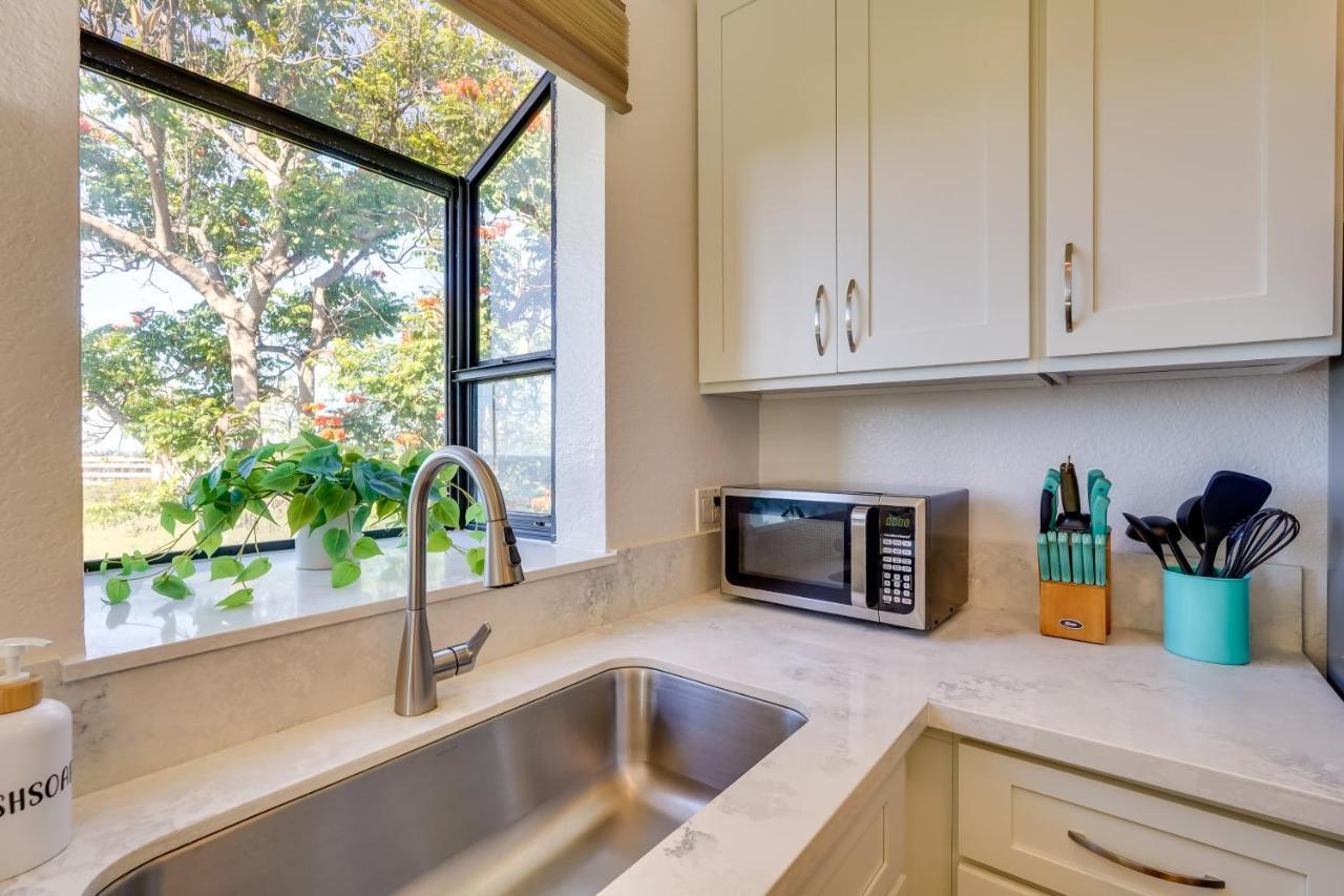 Top-floor Bay With Ocean Views! * Kailua-Kona