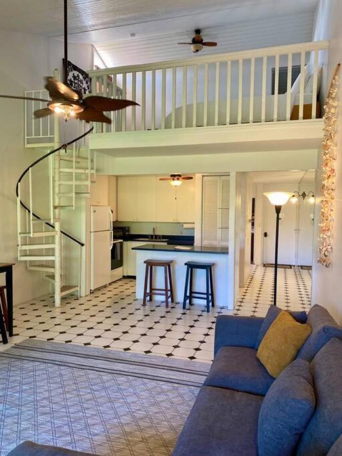 Relaxing Turtle Bay Townhome Near The Holiday home *