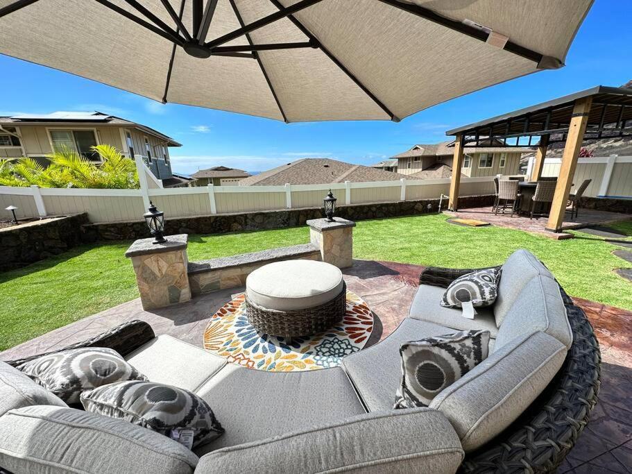 Holiday home New 4 Bedroom With Ocean And Gorgeous Mountain Views In The Gated Community Of Mauna Olu *