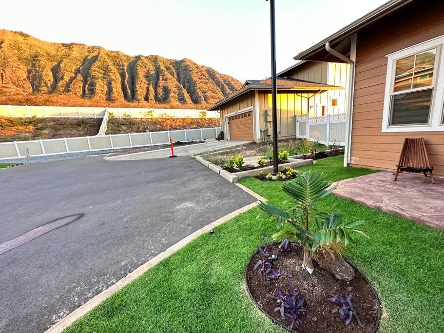 New 4 Bedroom With Ocean And Gorgeous Mountain Views In The Gated Community Of Mauna Olu Holiday home *
