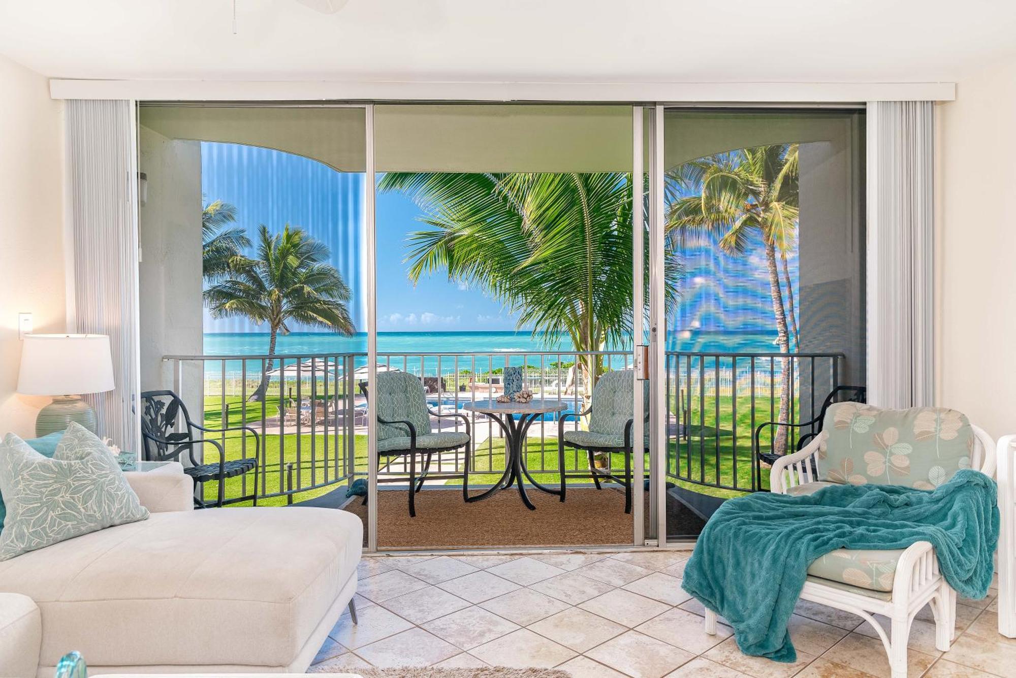 Apartment ***serendipity On The Moana - & Oceanfront - Great For Work & Play!*** *