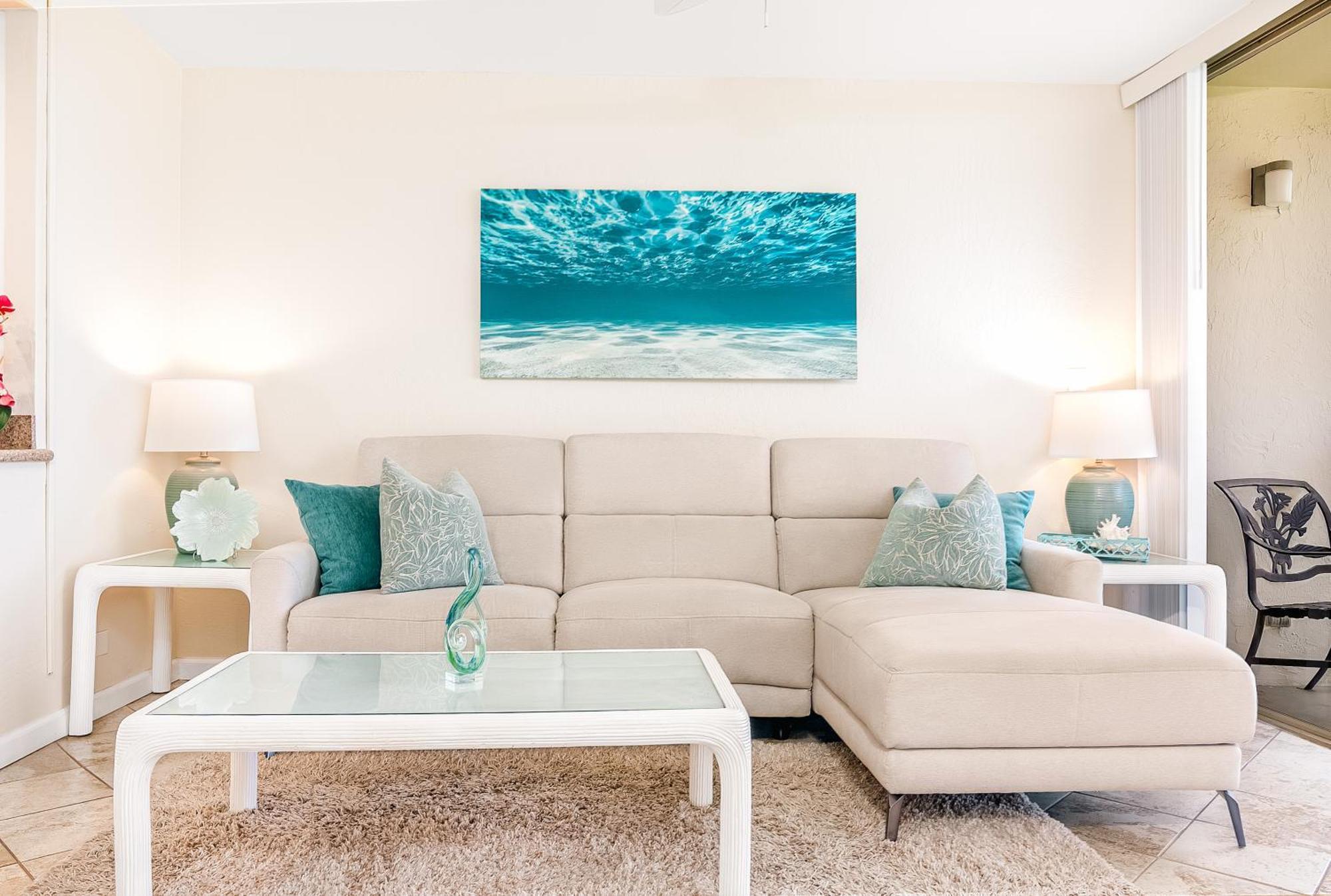 ***serendipity On The Moana - & Oceanfront - Great For Work & Play!*** Apartment