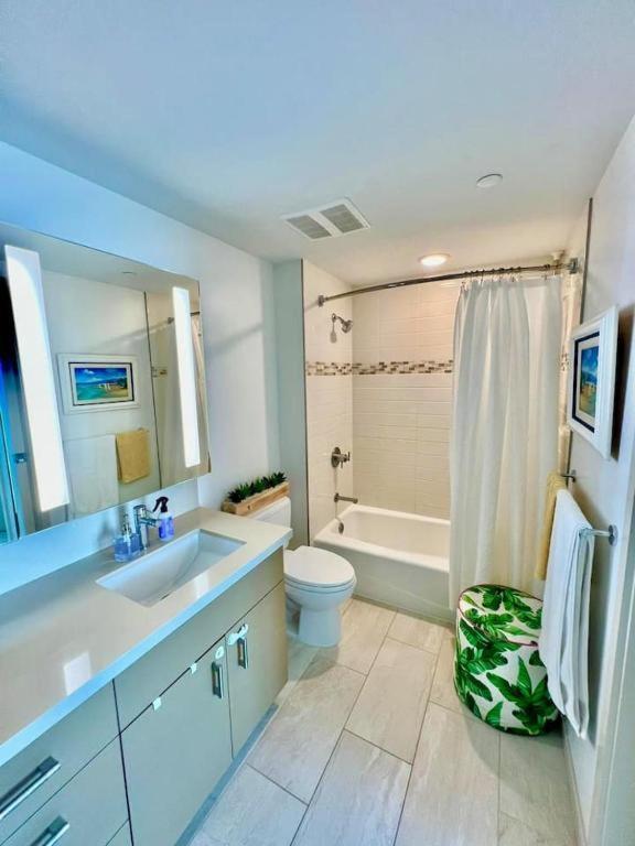 Luxury Oasis Apartment *