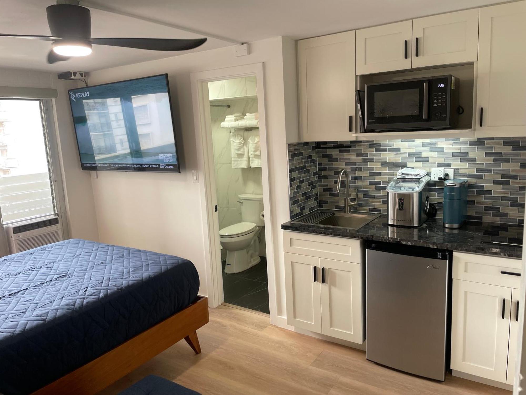 Apartment Contemporary Ocean View - Heart Of Waikiki! *