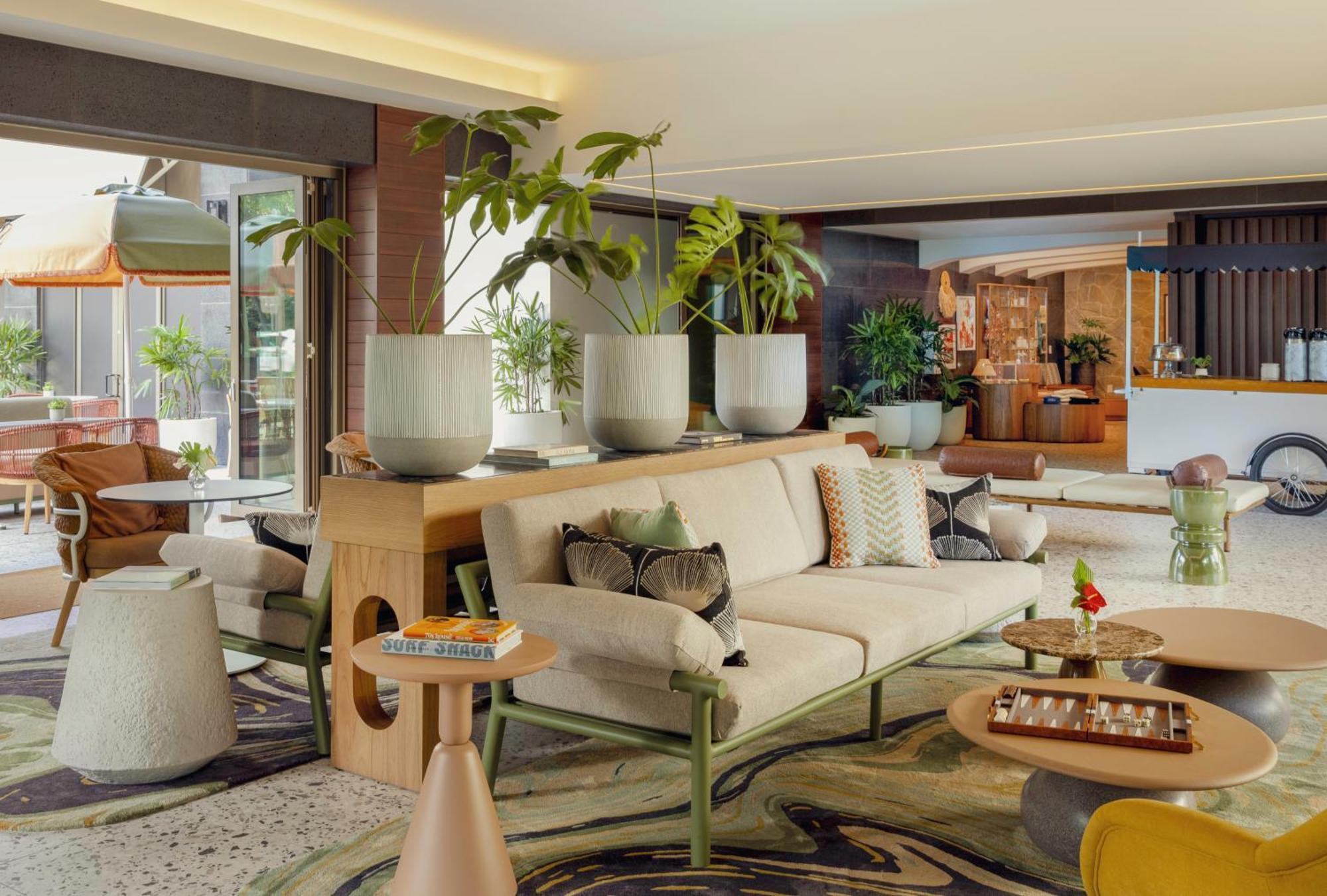 Romer Waikiki At The Ambassador 4*