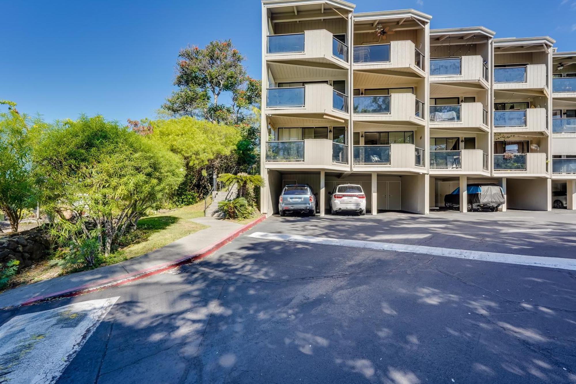 Top-floor Bay With Ocean Views! Apartment