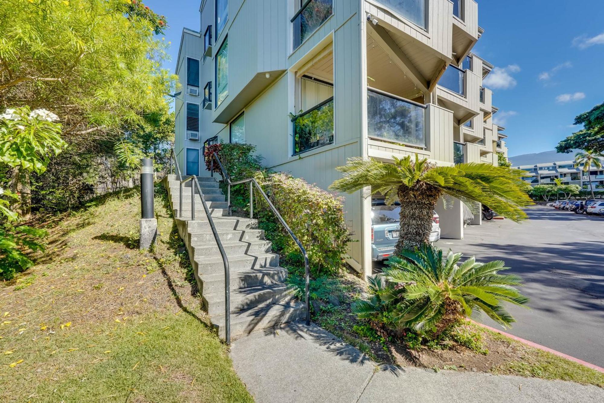 Top-floor Bay With Ocean Views! Apartment