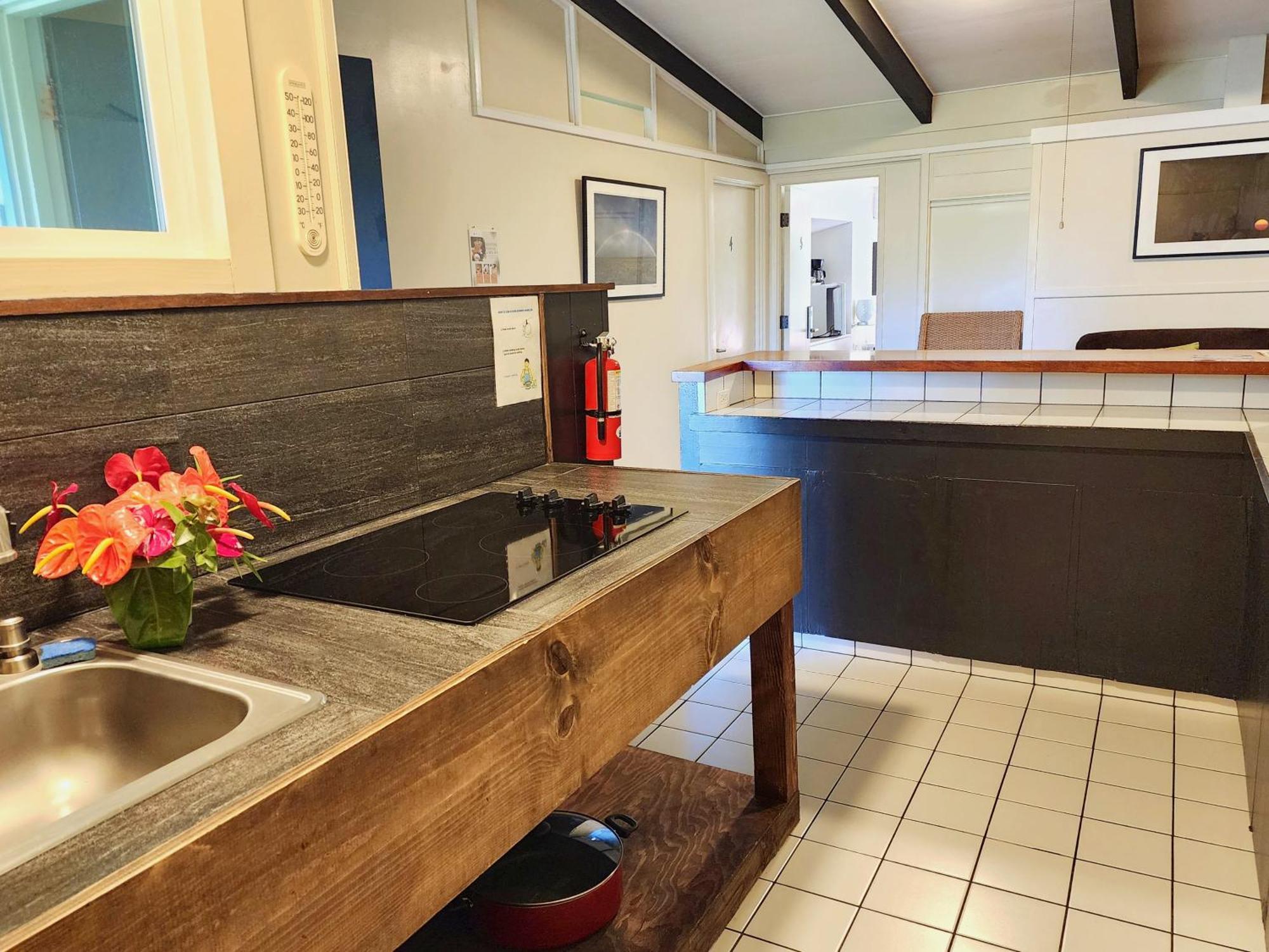 Arnott's & Hiking Adventures Lodge *