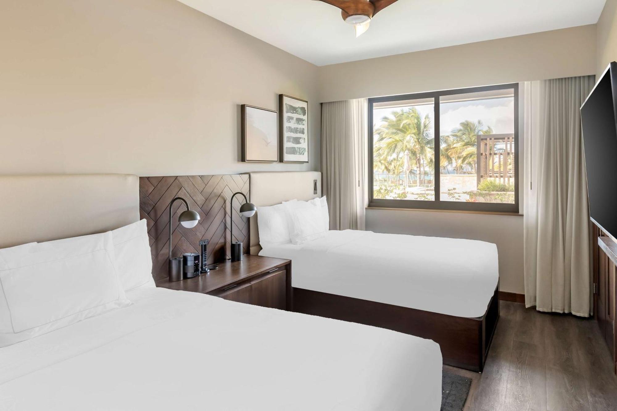 Hilton Grand Vacations Club Maui Bay 3*