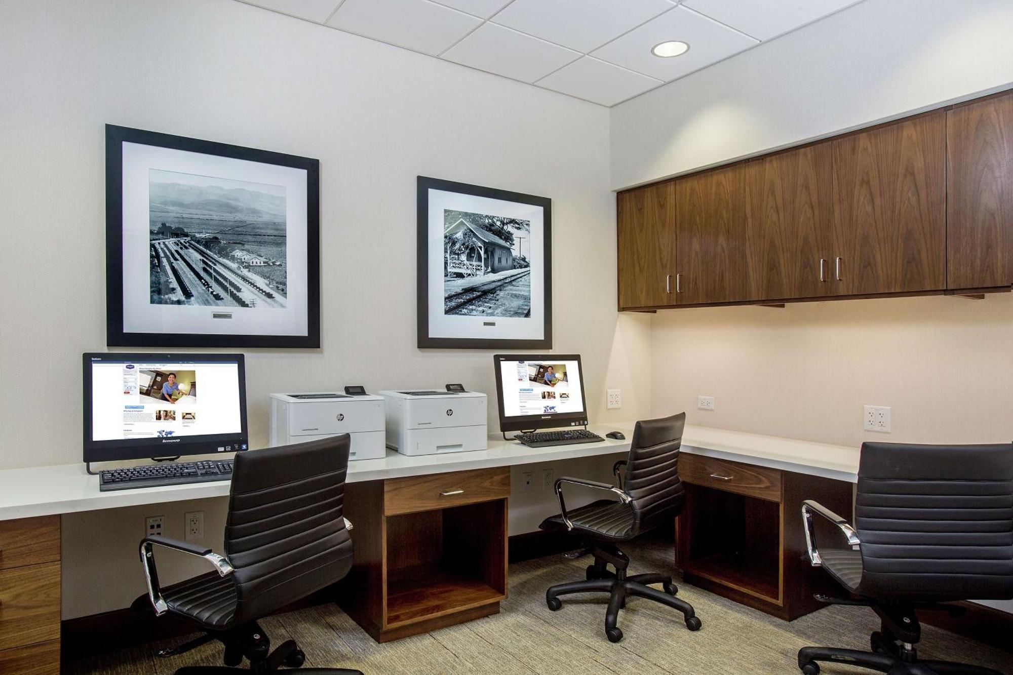 Hampton Inn & Suites Oahu Kapolei - Free Parking - No Resort Fee Hotel Kapolei