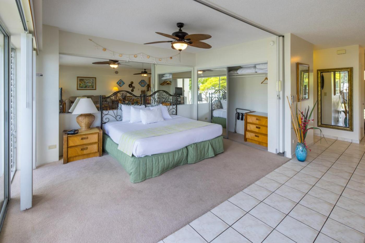 Apartment Waikiki Shore By Outrigger