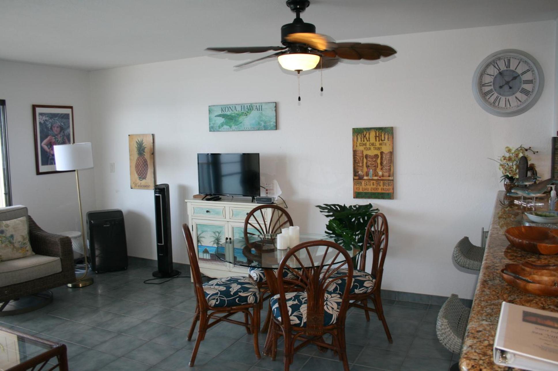 Oceanfront Paradise With Private Lanai Overlooking Bay Holiday home Kailua-Kona