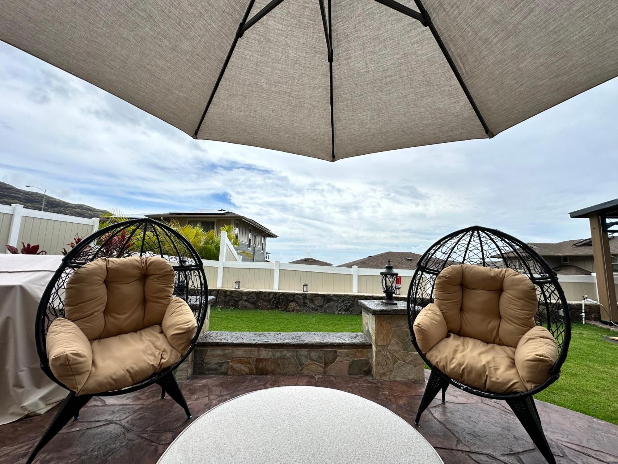 New 4 Bedroom With Ocean And Gorgeous Mountain Views In The Gated Community Of Mauna Olu Holiday home