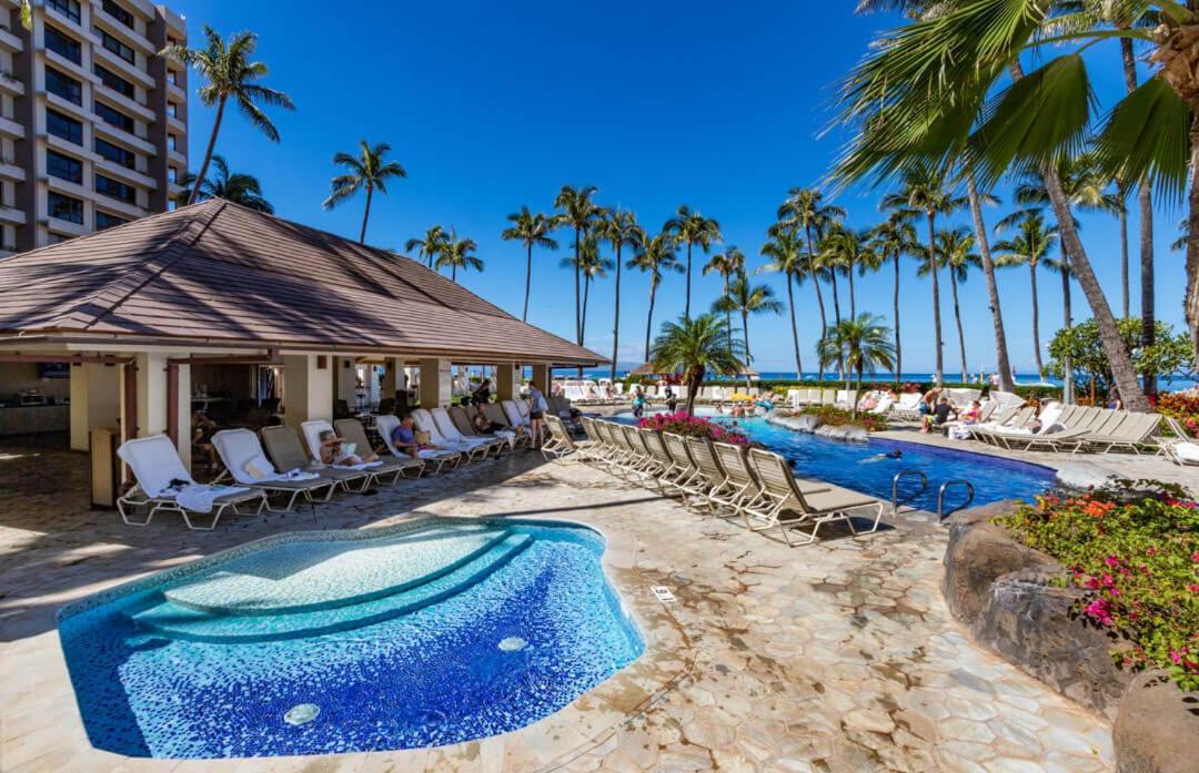 The Kaanapali Alii By Maui