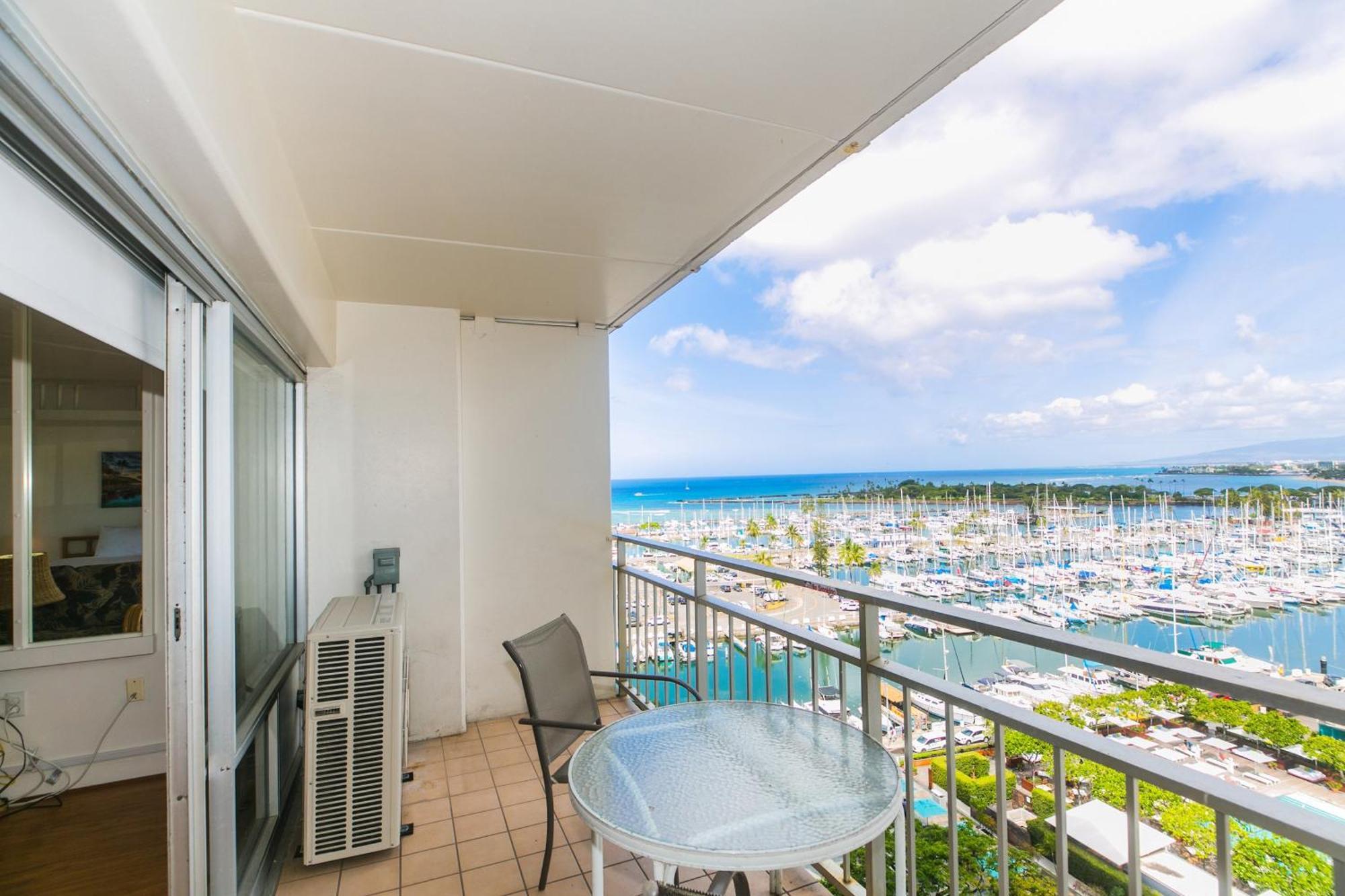 Ilikai Tower 1127 Yacht Harbor View 1br Apartment *