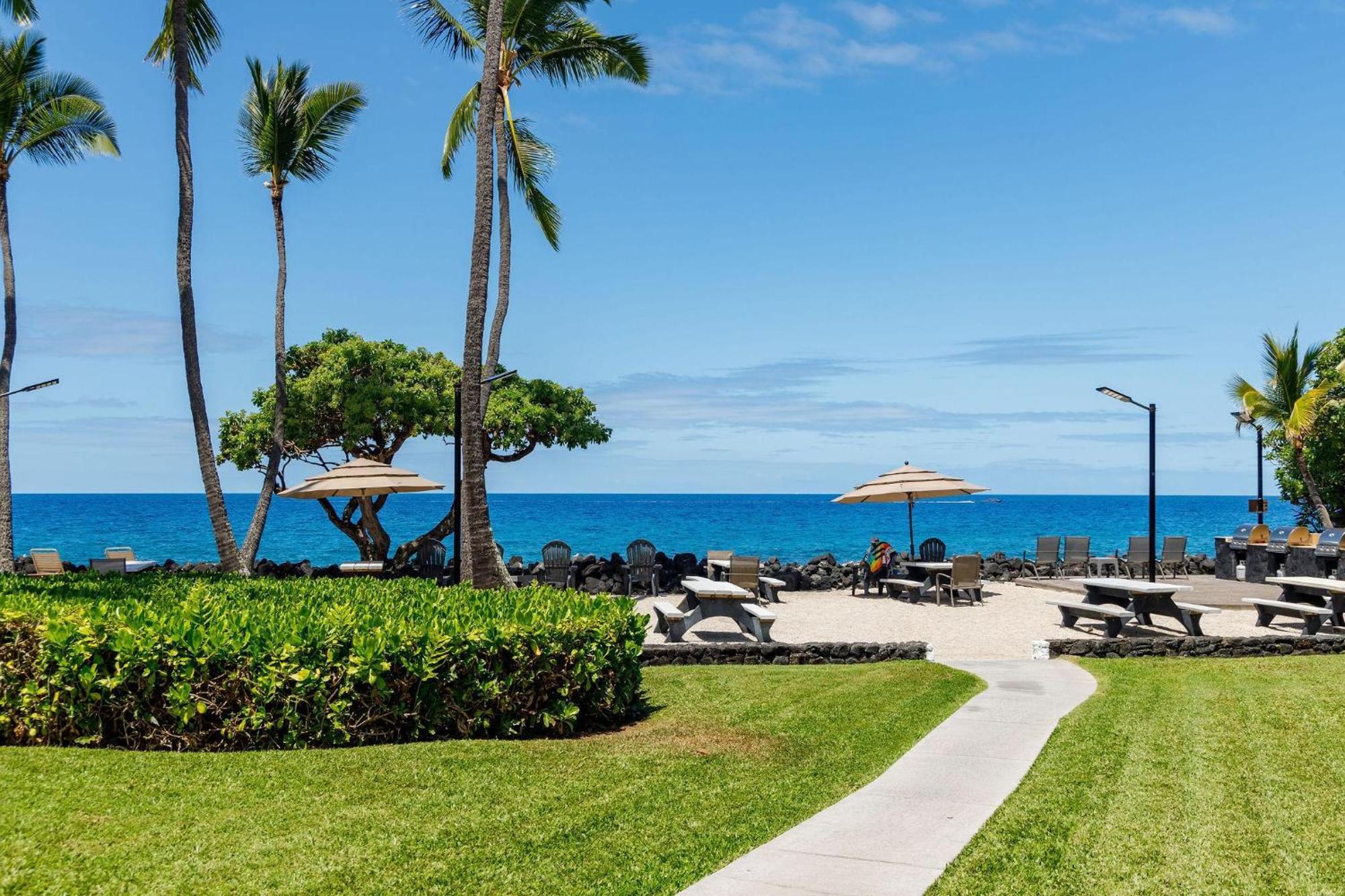 Kona Isle E23 *